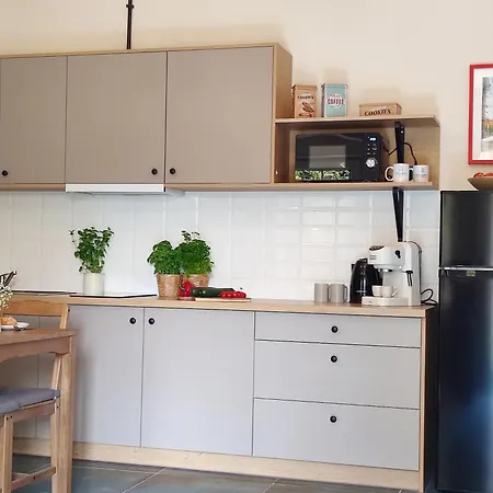 Kdn Garden Apartment *